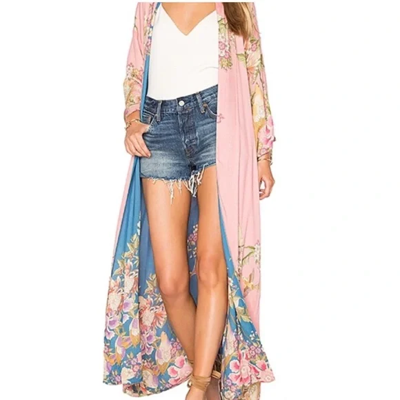 Spell & The Gypsy Blue Skies Pink Blue Reversible Floral Kimono - Picture 3 of 5